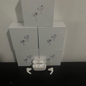 AirPods Pro 2nd Generation with MagSafe Wireless Charging Case (USB‑C)...